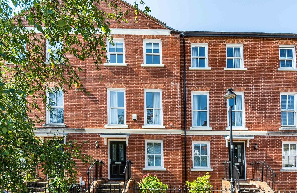 Pegasus Properties Estate Agents Houses For Sale Arundel, West Sussex